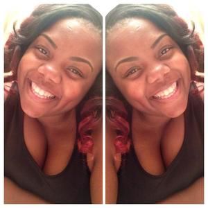 Meet your Posher, Olivia